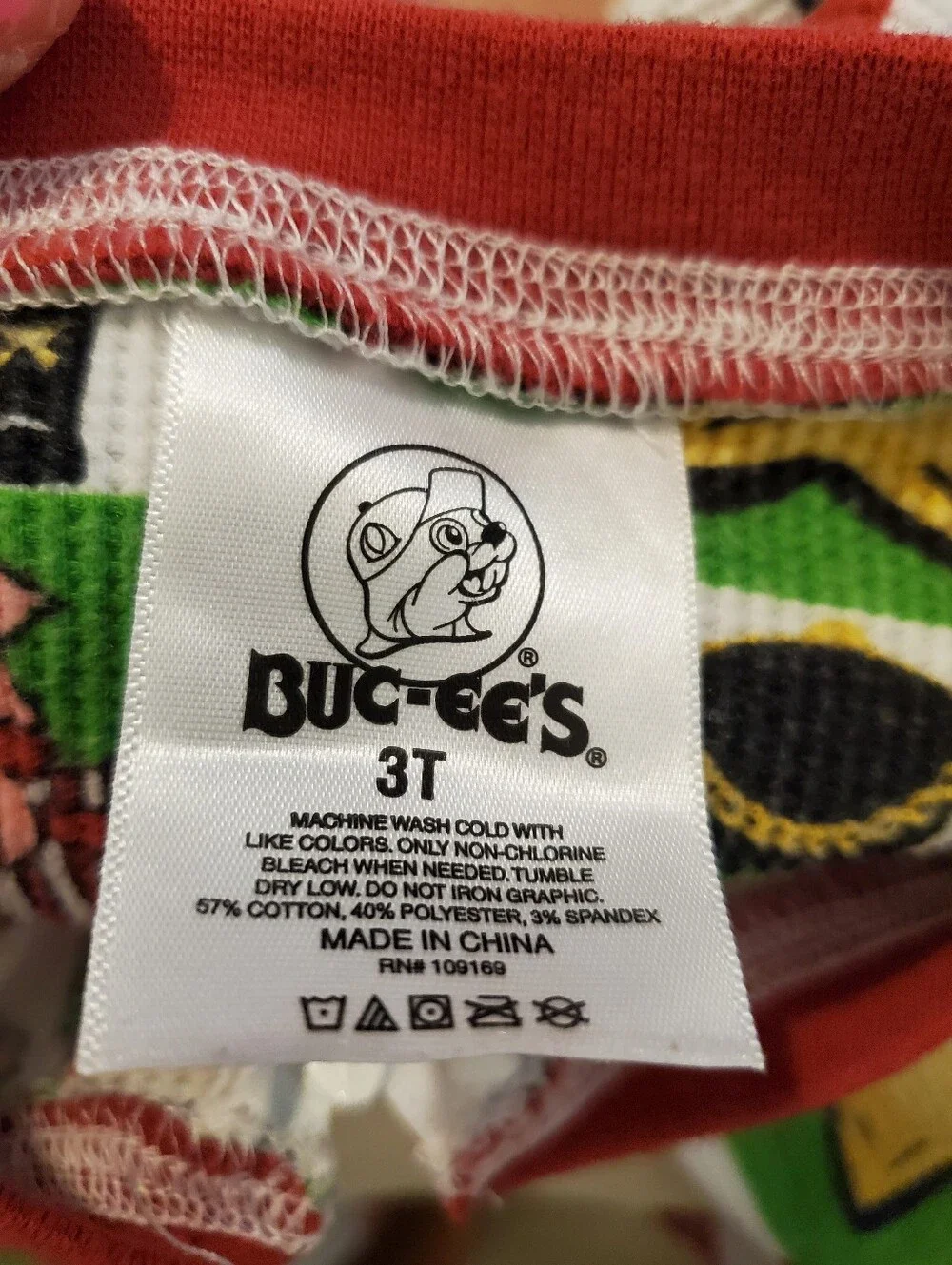 Kids Buc-ees Red & Green Holiday One-Piece Pajama 3T